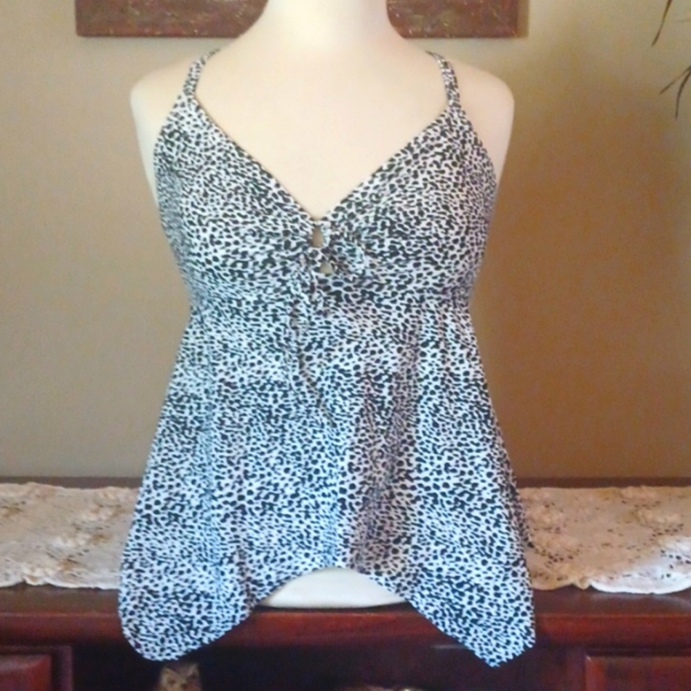 Sz 10 Swimsuits for All Tankini Sharkbite Swim Top